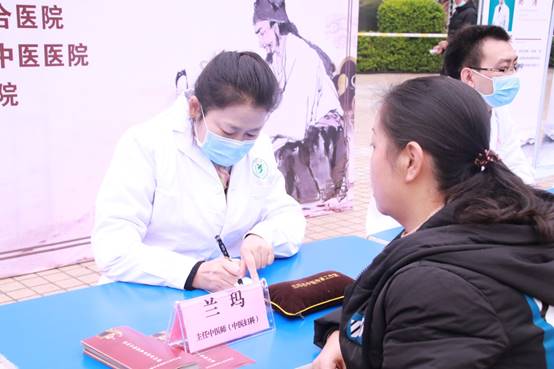 说明:G:\QQ下载\个人文件\IMG_1956.JPG